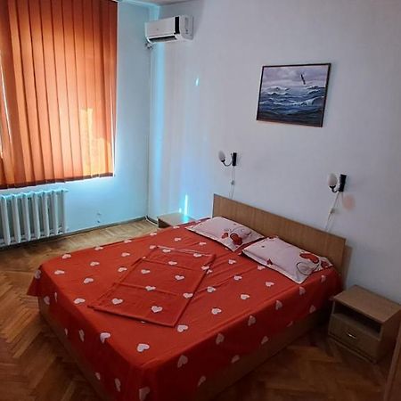 Apartament Grigore Etaj 2 Mangalia Eksteriør billede